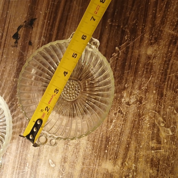 Vintage Ckwar Glass Ribbed Design With Starburst Pattern Bowls - Picture 4 of 4